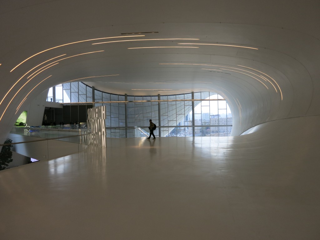Heydar Aliyav Center interior